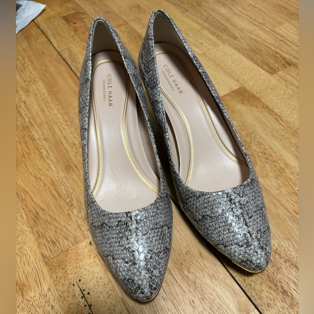 NWOT Cole Haan snakeskin wedges